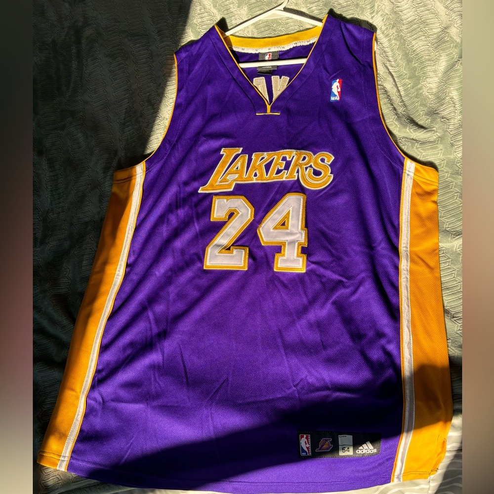 Kobe Bryant Authenitc jersey